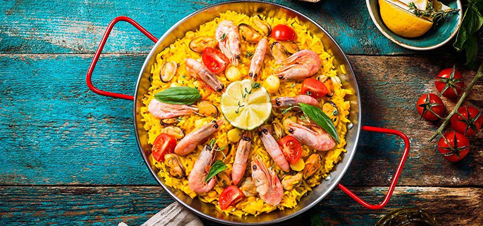 Paella recipe Cortijo La Zapatera Bed & Breakfast in Andalusia